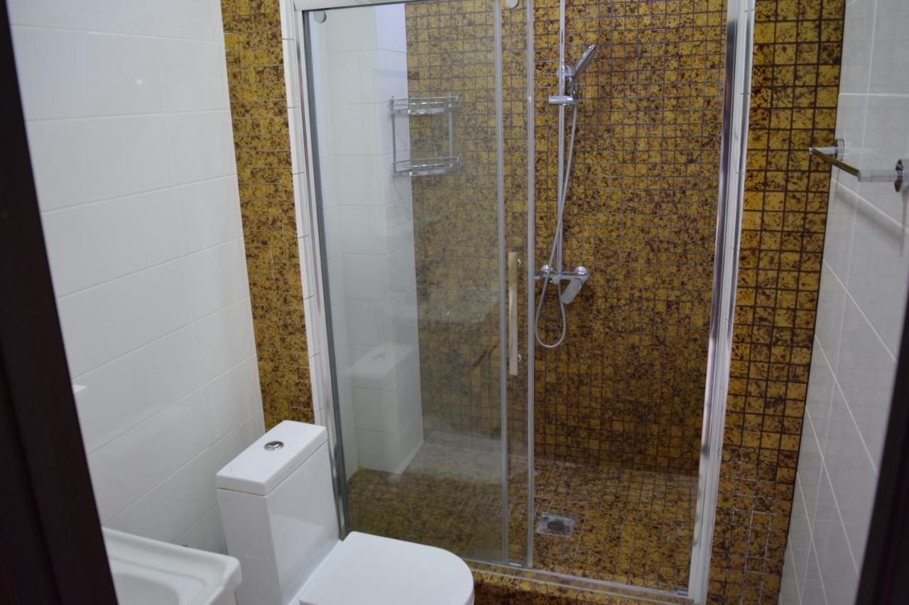 Studio Boutique Apartment 比什凯克 外观 照片