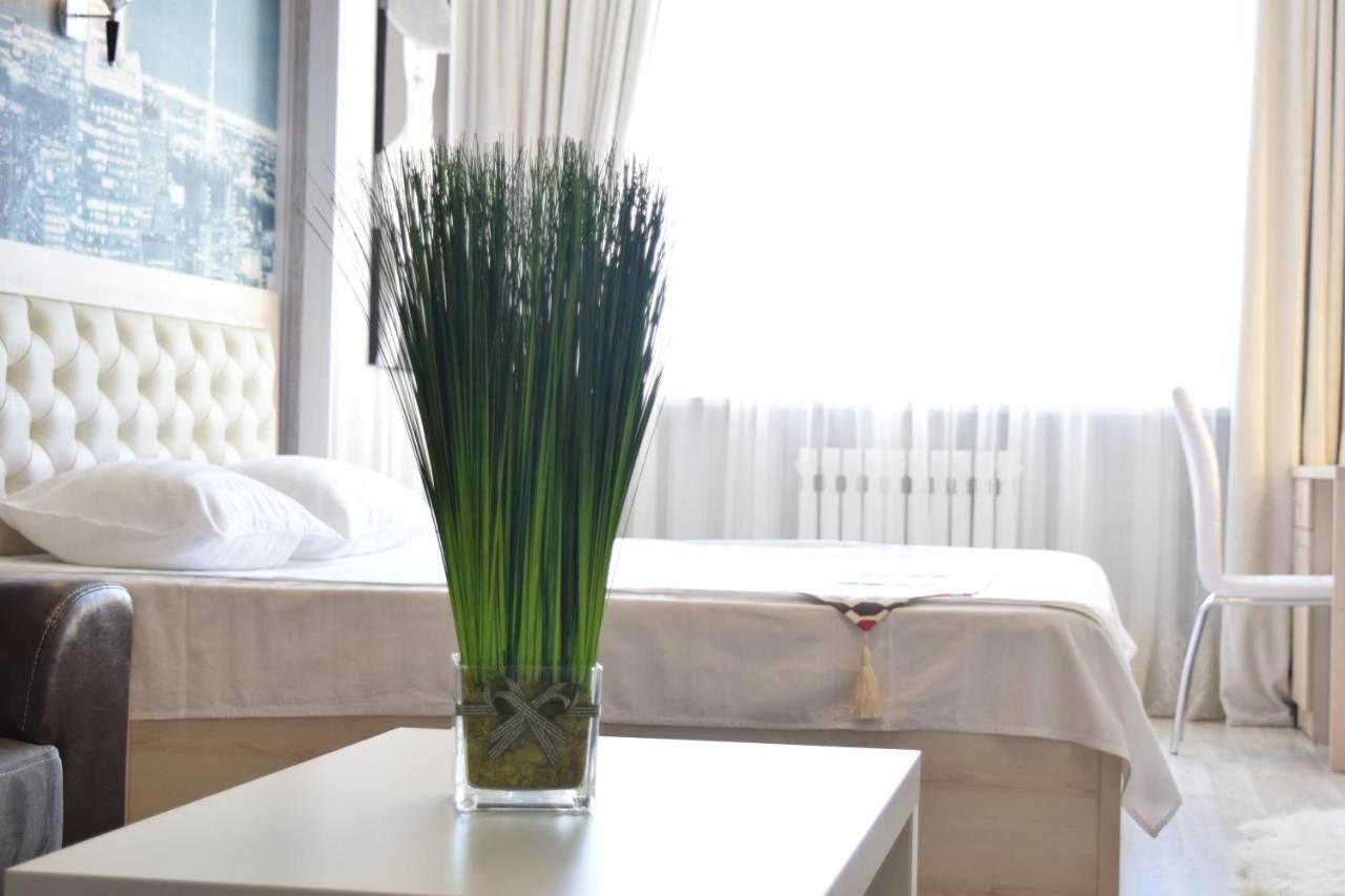 Studio Boutique Apartment 比什凯克 外观 照片