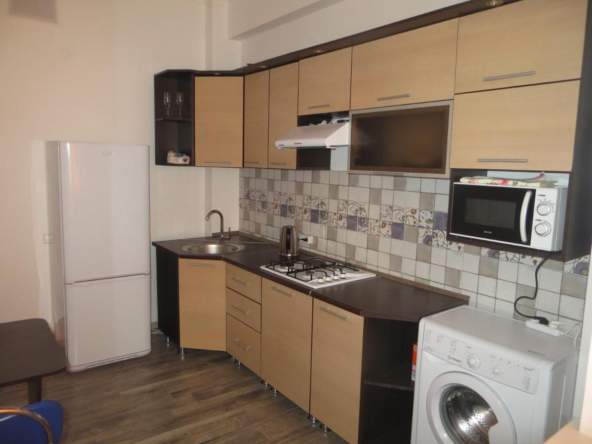 Studio Boutique Apartment 比什凯克 外观 照片